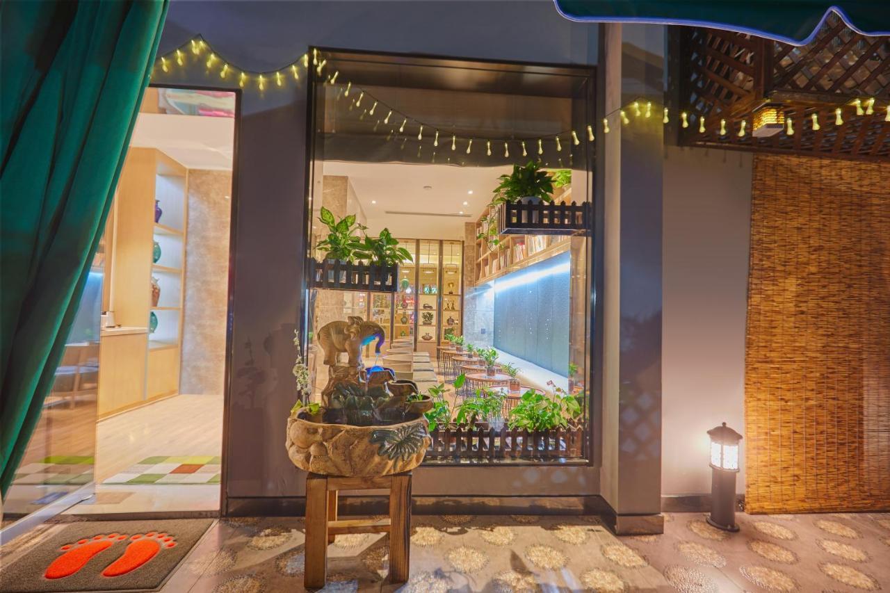 Yiwu Boman Boutique Hotel Extérieur photo
